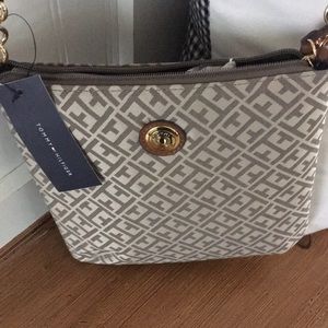 Tommy Hilfiger crossbody bag